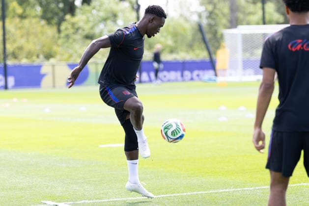 July 4, 2026, Seattle, Washington, USA: United States of America forward Folarin Balogun (20) warms up in their final team practice before their game at the USA national team, Nationalteam Training which took place at University of Washington Soccer Stadium. Seattle USA - ZUMAl181 20260704_zsp_l181_090 Copyright: xMelissaxLevinx