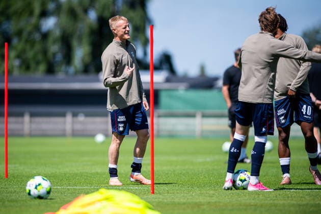 Aarhus GF v Motherwell FC, pre-season test match, Aarhus, Denmark Aarhus, Denmark. 05th, July 2026. Jens Jonsson of Aarhus GF seen warming up for a pre-season test match between Aarhus GF and Motherwell FC at the AGF training facility Fredensvang in Aarhus Denmark, Aarhus, Fredensvang  Copyright: xGonzalesxPhoto MortenxKjaerx