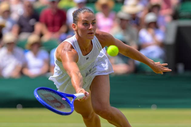 Day Eight: The Championships - Wimbledon 2026 LONDON, ENGLAND JULY 06 - Marta Kostyuk of Ukraine during Ladies Single Fourth Round against JAshlyn Krueger of United States at The Wimbledon Lawn Tennis Championship at Wimbledon on July 06, 2026 in London, England. (Photo by Keeran Marquis)  Copyright: xKeeranxMarquis Fotoarena SPPx Sportspressphoto_SPR186096