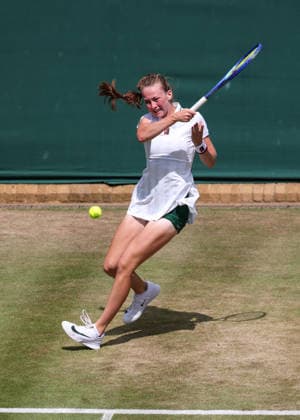 Mika Stojsavljevic (GBR), Maedchen Einzel, Girls Singles Tennis - Wimbledon 2026 - Grand Slam ITF ATP, Tennis Herren WTA, Tennis Damen - AELTC - London - - Great Britain - 6 July 2026. *** Mika Stojsavljevic GBR, Girls Singles, Girls Singles Tennis, Wimbledon 2026, Grand Slam, ITF, ATP, WTA, AELTC, London, Great Britain, July 6, 2026 Copyright: xJuergenxHasenkopfx