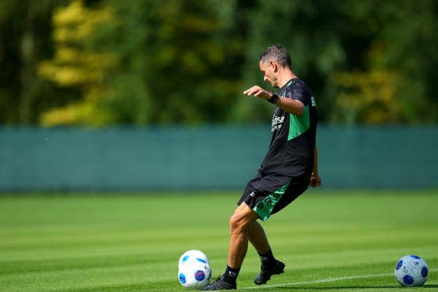 Training Sparta Rotterdam Rotterdam - Coach Rogier Meijer of Sparta Rotterdam during the a training in preperation of the 2026 2027 season. The training is set at Sportpark Nieuw-Terbregge on 6 July 2026 in Rotterdam, The Netherlands. (VK Sportphoto Yannick Verhoeven) Copyright: xYannickxVerhoevenx