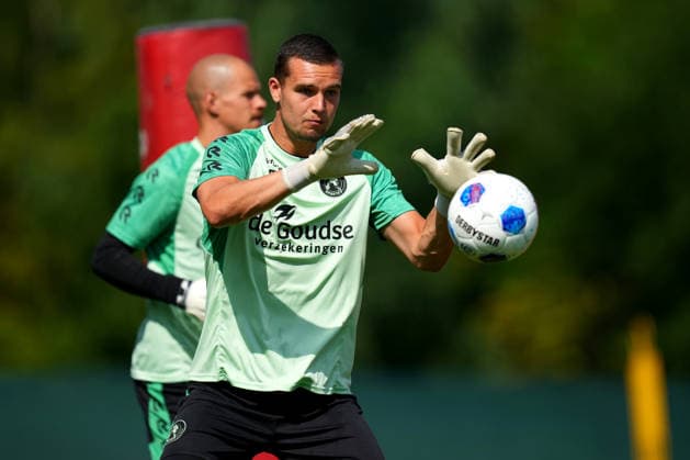 Training Sparta Rotterdam Rotterdam - Youri Schoonderwald of Sparta Rotterdam during the a training in preperation of the 2026 2027 season. The training is set at Sportpark Nieuw-Terbregge on 6 July 2026 in Rotterdam, The Netherlands. (VK Sportphoto Yannick Verhoeven) Copyright: xYannickxVerhoevenx
