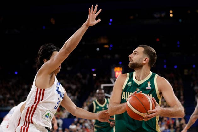 BASKETBALL AUSTRALIA PHILIPPINES, Jack McVeigh of the Australian Boomers looks to pass during the World Cup qualifier basketball match between Australia and the Philippines at RAC Arena in Perth, Monday, July 6, 2026. ( NO ARCHIVING, EDITORIAL USE ONLY PERTH WESTERN AUSTRALIA AUSTRALIA  Copyright: xRICHARDxWAINWRIGHTx 20260706115144827467
