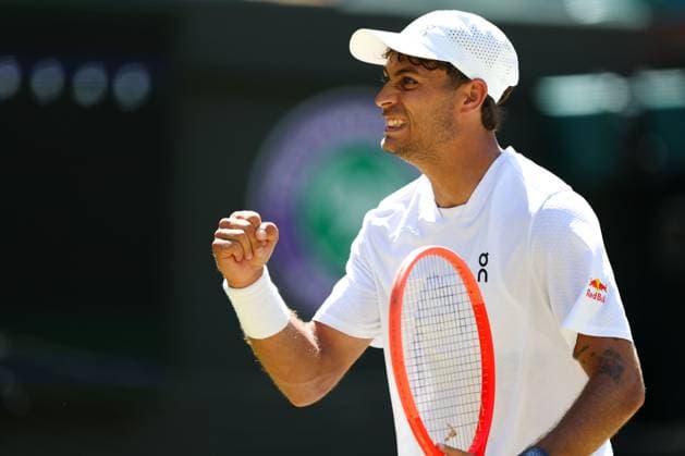 Flavio Cobolli during his round of 16 match Wimbledon Tennis Championships, Day 8, The All England Lawn Tennis and Croquet Club, London, UK - 06 Jul 2026London The All England Lawn Tennis and United Kingdom  Copyright: xKieranxMcManus Shutterstockx 16978024u