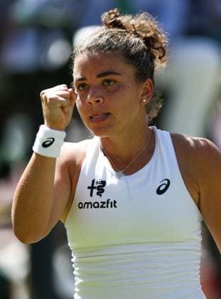 Jasmine Paolini reacts during her round of 16 match Wimbledon Tennis Championships, Day 8, The All England Lawn Tennis and Croquet Club, London, UK - 06 Jul 2026London The All England Lawn Tennis and United Kingdom  Copyright: xKieranxMcManus Shutterstockx 16978024bm