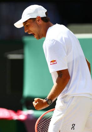 Flavio Cobolli during his third round match Wimbledon Tennis Championships, Day 8, The All England Lawn Tennis and Croquet Club, London, UK - 06 Jul 2026London The All England Lawn Tennis and United Kingdom  Copyright: xJamesxMarsh Shutterstockx 16978026cn