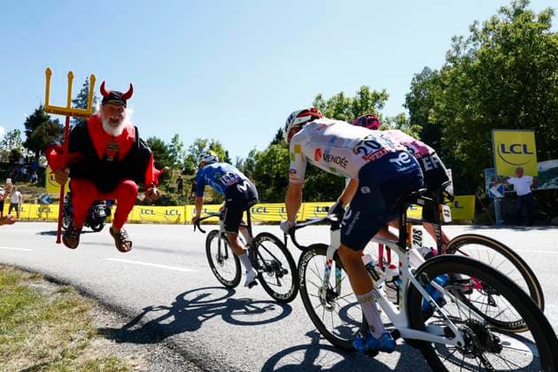 Tour de France 2026 Stage 3 LES ANGLES, FRANCE - JULY 06 : illustration picture fan - supporter El Diablo during stage 3 of the 113rd edition of Tour de France an UCI World Tour 2.UWT cycling road race stage for Men Elite of 196 km with start in Granollers and finish in Les Agnles on July 6, 2026 in Les Angles, France, 06 07 2026 Les Angles France  Copyright: xLucaxBettinix