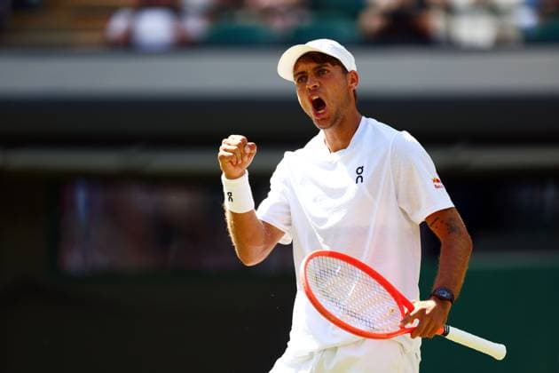 Flavio Cobolli celebrates during his third round match Wimbledon Tennis Championships, Day 8, The All England Lawn Tennis and Croquet Club, London, UK - 06 Jul 2026London The All England Lawn Tennis and United Kingdom  Copyright: xJamesxMarsh Shutterstockx 16978026dj