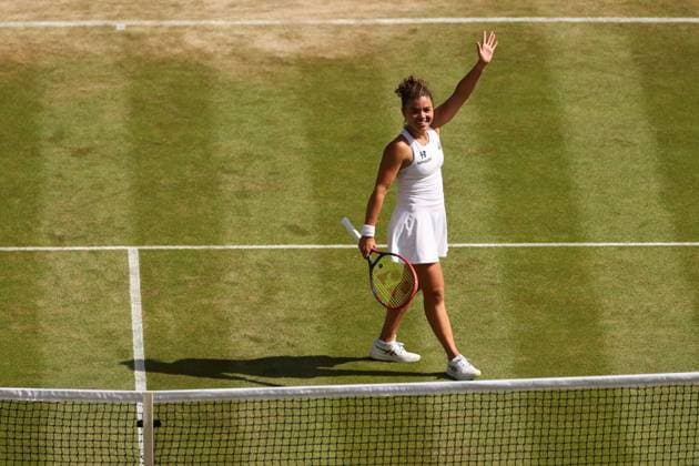 Jasmine Paolini celebrates victory during her round of 16 match Wimbledon Tennis Championships, Day 8, The All England Lawn Tennis and Croquet Club, London, UK - 06 Jul 2026London The All England Lawn Tennis and United Kingdom  Copyright: xEllaxLing Shutterstockx 16978025ar