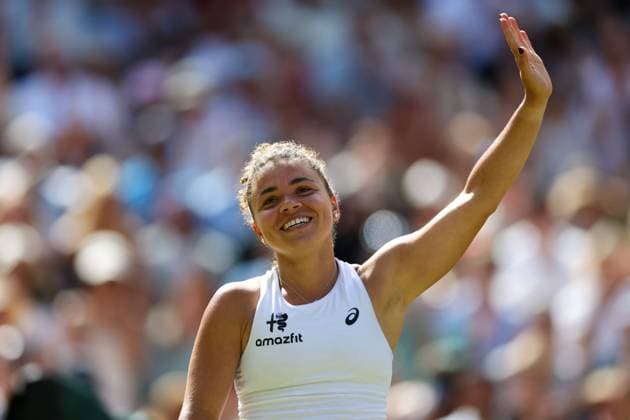 Jasmine Paolini celebrates victory during her round of 16 match Wimbledon Tennis Championships, Day 8, The All England Lawn Tennis and Croquet Club, London, UK - 06 Jul 2026London The All England Lawn Tennis and United Kingdom  Copyright: xKieranxMcManus Shutterstockx 16978024cu