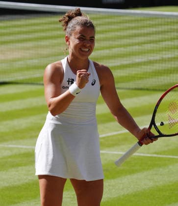Tennis - 2026 Wimbledon Championships - Day Eight (Week Two) - All England Lawn Tennis & Croquet Club, London - Monday 6th July 2026 Centre Court One: Womens singles : Jasmine Paolini (ITA) v Alexandra Eala (PHI) Jasmine Paolini (ITA) wins the match COLORSPORT ANDREW COWIE 