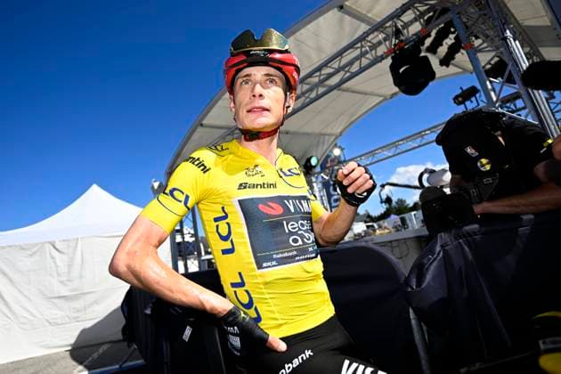 Tour de France 2026 Stage 3 LES ANGLES, FRANCE - JULY 06 : Vingegaard Jonas (DEN) of Team Visma Lease a Bike during stage 3 of the 113rd edition of Tour de France an UCI World Tour 2.UWT cycling road race stage for Men Elite of 196 km with start in Granollers and finish in Les Angles on July 6, 2026 in Les Angles, France, 06 07 2026 Les Angles France  Copyright: xTomasxSiskx