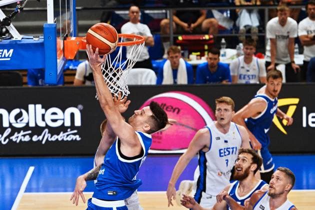 Vit Krejci (Czechia), left, in action during men s Basketball World Cup 2027 group H qualifier: Czechia vs Estonia, in Brno, Czech Republic, on July 6, 2026. (CTKxPhoto PatrikxUhlir) CTKPhotoP2026070606612  CTKPhotoP2026070606612