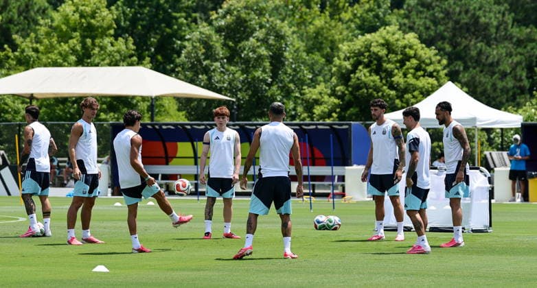FIFA World Cup, WM, Weltmeisterschaft, Fussball 2026 - Argentina training session Argentina™s national soccer player attend a training session in Kennesaw, Georgia, USA, 06 July 2026. Argentina will face Egypt on 07 July in a FIFA World Cup 2026 round of 16 match. KENNESAW United States  Copyright: xRONALDxWITTEKx