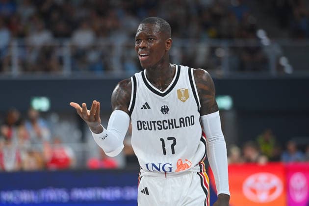 Dennis SCHROEDER (GER), Gestik,gibt Anweisungen, Aktion,Einzelbild,angeschnittenes Einzelmotiv,Halbfigur,halbe Figur. Basketball Laenderspiel WM Qualifikation Deutschland (GER) - Zypern (CYP) am 06.07.2026 Brose Arena Bamberg. *** Dennis SCHROEDER GER, gesturing, giving instructions, in action, single frame, cropped close-up, half-length shot, basketball international match, World Cup qualifier, Germany (GER) vs. Cyprus (CYP) on July 6, 2026, at Brose Arena Bamberg