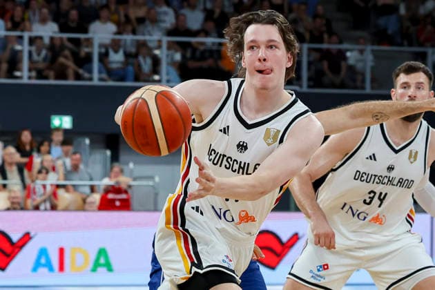 Simonas Lukosius (Germany) kontrolliert den Ball, FIBA World Cup European Qualifier, Germany v Cyprus, Brose Arena am 06. July 2026 in Bamberg, Deutschland. (Foto von Marco Steinbrenner DeFodi Images) Simonas Lukosius (Germany) controls the ball, FIBA World Cup European Qualifier, Germany v Cyprus, Brose Arena, July 6, 2026 in Bamberg, Germany. (Photo by Marco Steinbrenner DeFodi Images) - *** Simonas Lukosius of Germany controls the ball, FIBA World Cup European Qualifier, Germany vs. Cyprus, Brose Arena on July 6, 2026, in Bamberg, Germany. Photo by Marco Steinbrenner, DeFodi Images. Simonas Lukosius of Germany controls the ball, FIBA World Cup European Qualifier, Germany vs. Cyprus, Brose Arena, July 6, 2026, in Bamberg, Germany. Photo by Marco Steinbrenner, DeFodi Images
