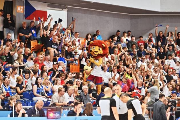 Fans watch men s Basketball World Cup 2027 group H qualifier: Czechia vs Estonia, in Brno, Czech Republic, on July 6, 2026. (CTKxPhoto PatrikxUhlir) CTKPhotoP2026070607007  CTKPhotoP2026070607007