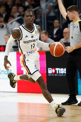 v.l.n.r.: Dennis Schroder (Deutschland) während des WM-Qualifikationsspiels am 6. Juli 2026 in Bamberg. during the World Cup qualification match on July 6, 2026 in Bamberg. *** From left to right: Dennis Schröder of Germany during the World Cup qualifying match on July 6, 2026, in Bamberg Copyright: HMBxMedia xHeikoxBecker
