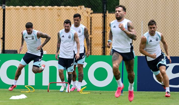 FIFA World Cup, WM, Weltmeisterschaft, Fussball 2026 - Argentina training session Argentina™s national soccer players attend a training session in Kennesaw, Georgia, USA, 06 July 2026. Argentina will face Egypt on 07 July in a FIFA World Cup 2026 round of 16 match. KENNESAW United States  Copyright: xRONALDxWITTEKx