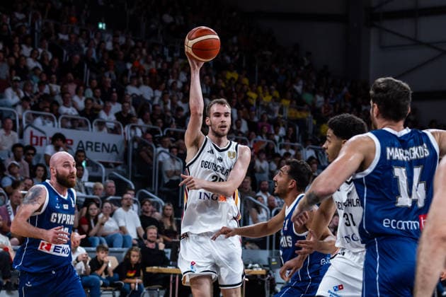 GER, FIBA Basketball World Cup 2027, European Qualifiers, Deutschland-Zypern. 06.07.2026, Brose Arena, Bamberg, GER, FIBA Basketball World Cup 2027, European Qualifiers, Deutschland-Zypern. Malte Delow (Deutschland, No20) Â *** GER, FIBA Basketball World Cup 2027, European Qualifiers, Germany vs. Cyprus, July 6, 2026, Brose Arena, Bamberg, GER, FIBA Basketball World Cup 2027, European Qualifiers, Germany vs. Cyprus, Malte Delow (Germany), No. 20 Â Nordphotox xTrienitz nph00051