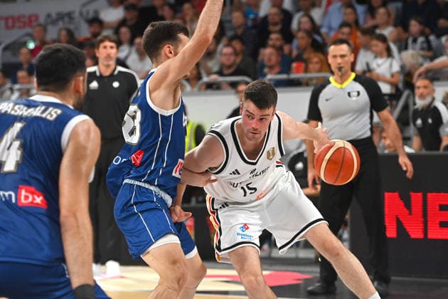 Jonas Mattisseck (GER), Aktion,Zweikampf gegen Stefanos TIGKAS (CYP). Basketball Laenderspiel WM Qualifikation Deutschland (GER) - Zypern (CYP) am 06.07.2026 Brose Arena Bamberg. *** Jonas Mattisseck (GER), Action, One-on-One Against Stefanos TIGKAS (CYP), Basketball International Match, World Cup Qualifier, Germany (GER) vs. Cyprus (CYP) on July 6, 2026, at Brose Arena, Bamberg