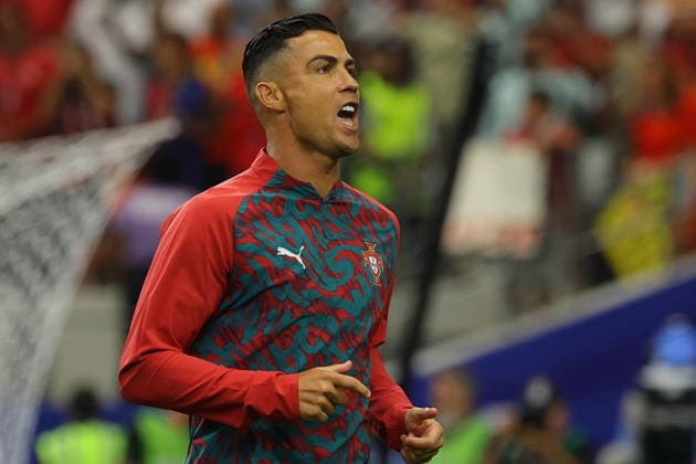 FIFA World Cup, WM, Weltmeisterschaft, Fussball 2026 - Round of 16 - Portugal vs Spain Cristiano Ronaldo of Portugal warms up before the FIFA World Cup 2026 Round of 16 match Portugal against Spain, in Dallas, USA, 06 July 2026. DALLAS United States  Copyright: xCHRISTOPHERxNEUNDORFx
