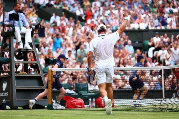 Arthur Fery celebrates with the crowd during his fourth round match Wimbledon Tennis Championships, Day 8, The All England Lawn Tennis and Croquet Club, London, UK - 06 Jul 2026London The All England Lawn Tennis and United Kingdom  Copyright: xJamesxMarsh Shutterstockx 16978026hn
