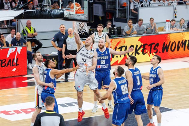Malte Delow (Deutschland, 20), Stefanos Iliadis (Zypern, 06), Christian Sengfelder (Deutschland, 43), Roberto Mantovani (Zypern, 69), Deutschland vs. Zypern, Basketball, WM Qualifikation 2027, Gruppe E, 06.07.2026 Deutschland vs. Zypern, Basketball, WM Qualifikation 2027, Gruppe E, 06.07.2026 Bamberg *** Malte Delow, Germany, 20, Stefanos Iliadis, Cyprus, 06, Christian Sengfelder, Germany, 43, Roberto Mantovani, Cyprus, 69, Germany vs. Cyprus, Basketball, 2027 World Cup Qualifiers, Group E, July 6, 2026 Germany vs. Cyprus, Basketball, 2027 World Cup Qualifiers, Group E, July 6, 2026 Bamberg Copyright: xEibner-Pressefoto G.xSantemizx EP_GSZ
