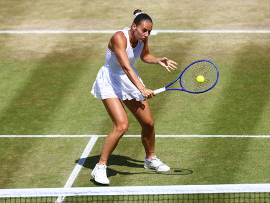 Wimbledon Championships 2026, Day 8, AELTC Wimbledon, London, UK - 06 07 2026 Marta Kostyuk (UKR) in action during her fourth round match against Ashlyn Krueger (USA) in the 2026 Wimbledon Championships at the AELTC London London AELTC Wimbledon London GBR, UK NEWSPAPERS OUT Copyright: xMarkxGreenwoodx