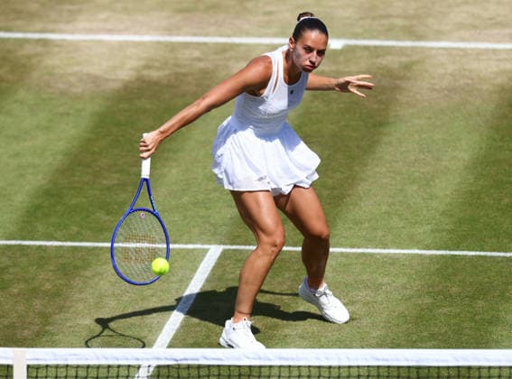 Wimbledon Championships 2026, Day 8, AELTC Wimbledon, London, UK - 06 07 2026 Marta Kostyuk (UKR) in action during her fourth round match against Ashlyn Krueger (USA) in the 2026 Wimbledon Championships at the AELTC London London AELTC Wimbledon London GBR, UK NEWSPAPERS OUT Copyright: xMarkxGreenwoodx