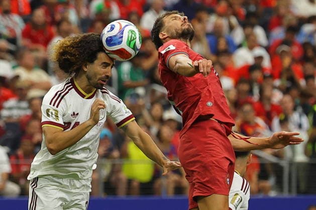 FIFA World Cup, WM, Weltmeisterschaft, Fussball 2026 - Round of 16 - Portugal vs Spain Ruben Dias (R) of Portugal in action against Marc Cucurella of Spain during the FIFA World Cup 2026 Round of 16 match Portugal against Spain, in Dallas, USA, 06 July 2026. DALLAS United States  Copyright: xCHRISTOPHERxNEUNDORFx