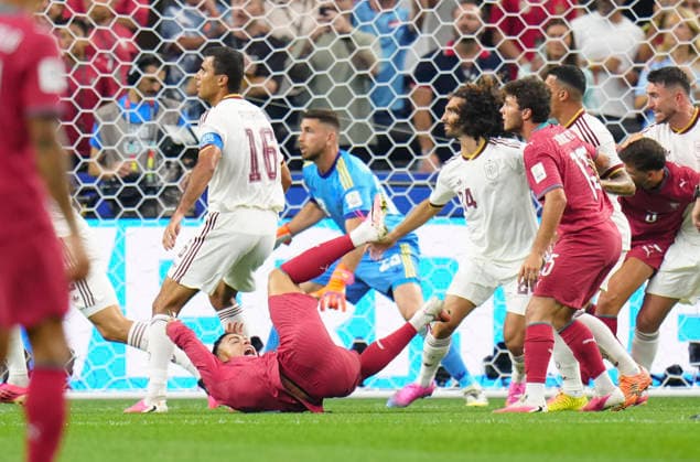 (260707) -- DALLAS, July 7, 2026 -- Cristiano Ronaldo (bottom) of Portugal falls down during the round of 16 match between Spain and Portugal at the 2026 FIFA World Cup, WM, Weltmeisterschaft, Fussball at Dallas Stadium in Dallas, the United States, July 6, 2026. ) (SP)U.S.-DALLAS-FOOTBALL-FIFA WORLD CUP-ROUND OF 16-ESP VS POR JiaxHaocheng 