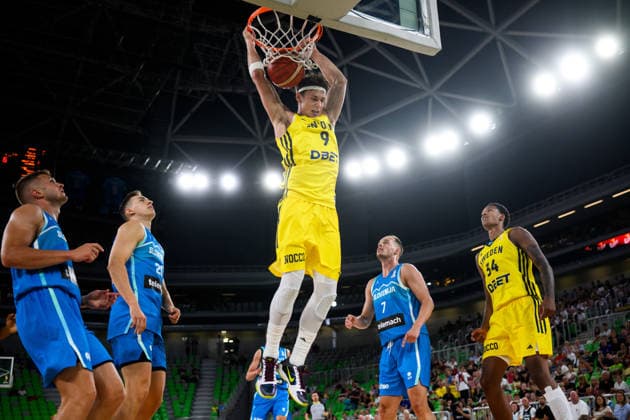 260706 Pelle Larsson of Sweden during the FIBA World Cup Qualifier game between Slovenia and Sweden on July 6, 2026 in Ljubljana. Photo: Martin Metelko BILDBYRAN kod 0032 basket basketball vm-kval kval fiba world cup qualifiers slovenien sverige slovenia sweden bbeng *** July 6, 2026: Pelle Larsson of Sweden during the FIBA World Cup Qualifier game between Slovenia and Sweden on July 6, 2026 in Ljubljana. Photo by Martin Metelko. BILDBYRAN code 0032 basketball FIBA World Cup qualifiers Slovenia Sweden bbeng  Copyright: MARTINxMETELKO BB260706ZO042