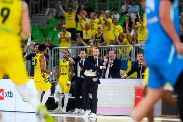 260706 coach Mikko Riipinen of Sweden during the FIBA World Cup Qualifier game between Slovenia and Sweden on July 6, 2026 in Ljubljana. Photo: Martin Metelko BILDBYRAN kod 0032 basket basketball vm-kval kval fiba world cup qualifiers slovenien sverige slovenia sweden bbeng *** July 6, 2026: Coach Mikko Riipinen of Sweden during the FIBA World Cup Qualifier game between Slovenia and Sweden on July 6, 2026 in Ljubljana. Photo by Martin Metelko. BILDBYRAN code 0032 basketball FIBA World Cup qualifiers Slovenia Sweden bbeng  Copyright: MARTINxMETELKO BB260706ZY045