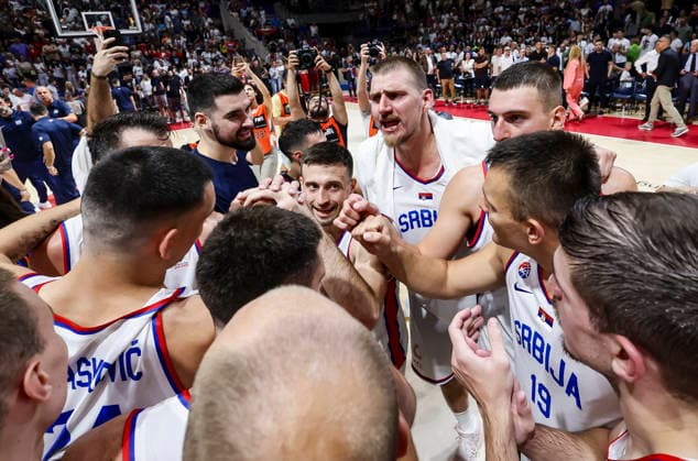Serbia v Bosnia - FIBA World Cup 2027 Qualifiers Nikola Jokic (C) of Serbia celebrates with the team mates after winning the FIBA World Cup 2027 Qualifiers match between Serbia and Bosnia and Herzegovina at Aleksandar Nikolic Hall on July 06, 2026 in Belgrade, Serbia. Belgrade Serbia Copyright: xSrdjanxStevanovicx x
