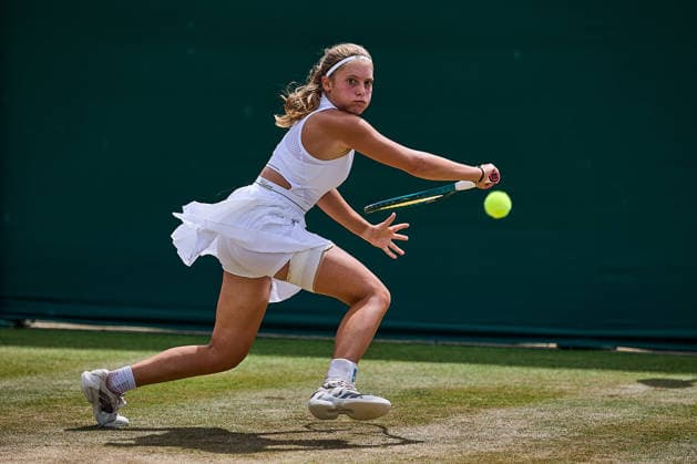 July 6, 2026, London, London, Great Britain: Emily Victoria Eigelsbach of Germany returns with backhand during The Championships Wimbledon , 6.7.2026 in London (All England Lawn Tennis and Croquet Club), Great Britain Tennis 2026: Grand Slam: The Championships Wimbledon: 8th Day: 2nd Round: EIGELSBACH 1:6 7:5 6:3 LACINOVA  - ZUMAs343 20260706_zsp_s343_097 Copyright: xMathiasxSchulzx