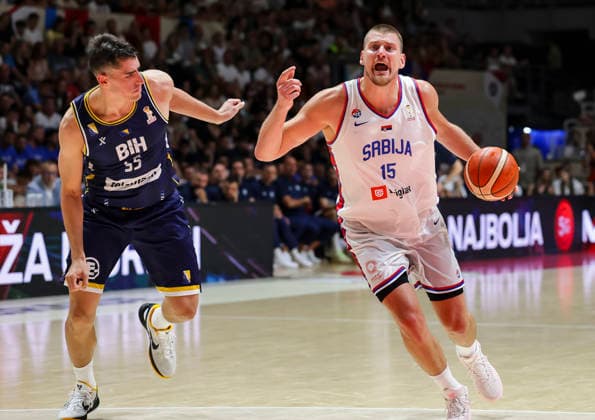 Serbia v Bosnia - FIBA World Cup 2027 Qualifiers Nikola Jokic (R) of Serbia in action against Luka Garza of Bosnia and Herzegovina during the FIBA World Cup 2027 Qualifiers match between Serbia and Bosnia and Herzegovina at Aleksandar Nikolic Hall on July 06, 2026 in Belgrade, Serbia. Belgrade Serbia Copyright: xSrdjanxStevanovicx x