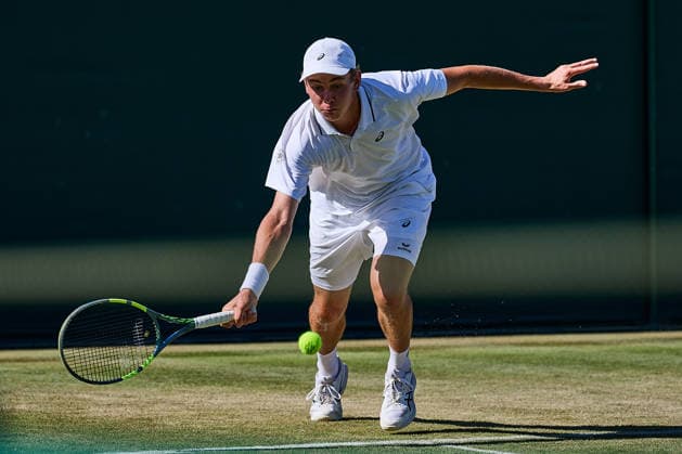 July 6, 2026, London, London, Great Britain: Vincent Reisach of Germany returns with backhand during The Championships Wimbledon , 6.7.2026 in London (All England Lawn Tennis and Croquet Club), Great Britain Tennis 2026: Grand Slam: The Championships Wimbledon: 8th Day:1st Round: COZAD GOODE 6:7 7:6 (13:11) MACKENZIE REISCH  - ZUMAs343 20260706_zsp_s343_116 Copyright: xMathiasxSchulzx