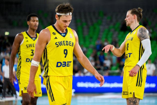 260706 Pelle Larsson of Sweden after the FIBA World Cup Qualifier game between Slovenia and Sweden on July 6, 2026 in Ljubljana. Photo: Martin Metelko BILDBYRAN kod 0032 basket basketball vm-kval kval fiba world cup qualifiers slovenien sverige slovenia sweden bbeng *** July 6, 2026: Pelle Larsson of Sweden after the FIBA World Cup Qualifier game between Slovenia and Sweden on July 6, 2026 in Ljubljana. Photo by Martin Metelko. BILDBYRAN code 0032 basketball FIBA World Cup qualifiers Slovenia Sweden bbeng  Copyright: MARTINxMETELKO BB260706ZJ043