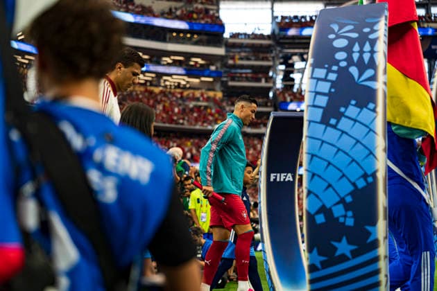 Cristiano Ronaldo seen during FIFA World Cup, WM, Weltmeisterschaft, Fussball 2026 game between national teams of Portugal and Spain (Edmund Wong Ball Raw Images) Arlington Dallas Stadium USA Copyright: xEdmundxWongx edmundwong_portugal_spain_2526_1