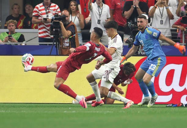 (260707) -- DALLAS, July 7, 2026 -- Cristiano Ronaldo (1st L) of Portugal competes during the round of 16 match between Spain and Portugal at the 2026 FIFA World Cup, WM, Weltmeisterschaft, Fussball at Dallas Stadium in Dallas, the United States, July 6, 2026. ) (SP)U.S.-DALLAS-FOOTBALL-FIFA WORLD CUP-ROUND OF 16-ESP VS POR LixYing 