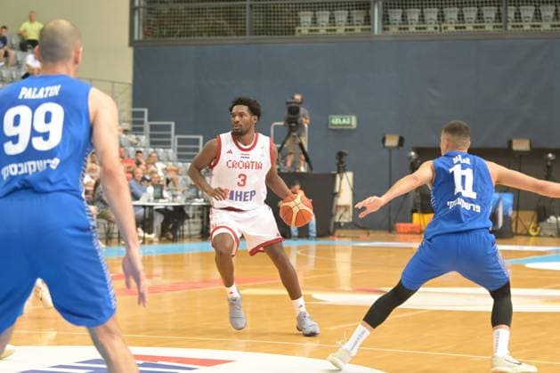 FIBA Basketball World Cup 2027 European Qualifiers, First Round, Group E, Croatia vs Israel, Sports Hall Gradski Vrt , Osijek, Croatia (CRO), 06.07.2026. Jaleen Smith ( 3 Croatia) seen in action during FIBA Basketball World Cup 2027 European Qualifiers, First Round, Group E, Croatia vs Israel, Sports Hall Gradski Vrt , Osijek, Croatia (CRO), 06.07.2026. *** FIBA Basketball World Cup 2027 European Qualifiers, First Round, Group E, Croatia vs. Israel, Sports Hall Gradski Vrt, Osijek, Croatia (CRO), July 6, 2026. Jaleen Smith 3. Croatia in action during the FIBA Basketball World Cup 2027 European Qualifiers, First Round, Group E, Croatia vs. Israel, Gradski Vrt Sports Hall, Osijek, Croatia (CRO), July 6, 2026 Copyright: xBEAUTIFULxSPORTS Stanusicx