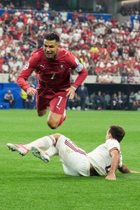 Cristiano Ronaldo of Portugal (L) and Mikel Oyarzabal of Spain (R) fight for possession during a FIFA Men’s World Cup 2026 round of 16 football match between Portugal and Spain at Dallas Stadium, in Arlington on July 06th 2026 (Photo by LVDIDI SPP)  Copyright: xLVDIDI SPPx Sportspressphoto_SPR186441