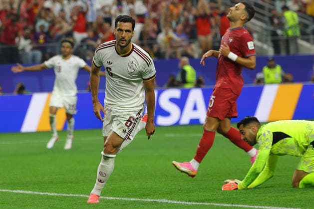 FIFA World Cup, WM, Weltmeisterschaft, Fussball 2026 - Round of 16 - Portugal vs Spain Mikel Merino of Spain celebrates after scoring the 1-0 lead during the FIFA World Cup 2026 Round of 16 match Portugal against Spain, in Dallas, USA, 06 July 2026. DALLAS United States  Copyright: xCHRISTOPHERxNEUNDORFx