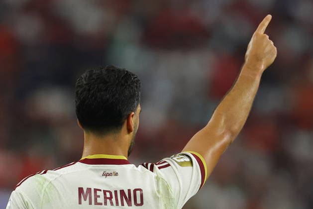 FIFA World Cup, WM, Weltmeisterschaft, Fussball 2026 - Round of 16 - Portugal vs Spain Mikel Merino of Spain celebrates after scoring the 1-0 lead during the FIFA World Cup 2026 Round of 16 match Portugal against Spain, in Dallas, USA, 06 July 2026. DALLAS United States  Copyright: xCHRISTOPHERxNEUNDORFx