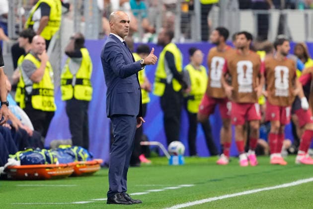 Portugal v Spain: Round of 16 - FIFA World Cup, WM, Weltmeisterschaft, Fussball 2026 Roberto Martinez, head coach of Portugal, reacts during the FIFA World Cup 2026 Round Of 16 match between Portugal and Spain at Dallas Stadium on July 6, 2026 in Arlington, United States. Arlington TX United States  Copyright: xJosexBretonx originalFilename:bretonhernandez-portugal260706_npIOf.jpg