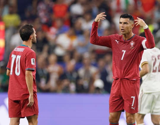 Portugal v Spain: Round of 16 - FIFA World Cup, WM, Weltmeisterschaft, Fussball 2026 Bruno Fernandes and Cristiano Ronaldo of Portugal look dejected after going 1 down during the FIFA World Cup 2026 Round Of 16 match between Portugal and Spain at Dallas Stadium on July 6, 2026 in Arlington, United States. Arlington Dallas Stadium TX United States Copyright: xAllstarxPicturexLibraryxLtdx