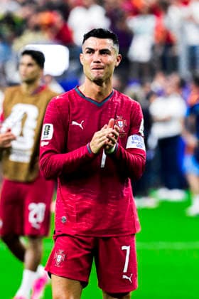 Cristiano Ronaldo of Portugal is sad and emotional after Portugal s elimination following a 1-0 loss to Spain in the Round of 16 of the 2026 FIFA World Cup, WM, Weltmeisterschaft, Fussball held at AT&T Stadium in Dallas, Texas, United States. Richard Callis Fotoarena (Richard Callis SPP)  Copyright: xRichardxCallisx xSPPx spp-en-RiCa-2981132