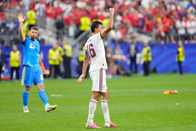 Portugal v Spain: Round of 16 - FIFA World Cup, WM, Weltmeisterschaft, Fussball 2026 Rodri Hernandez of Spain celebrates the victory during the FIFA World Cup 2026 Round Of 16 match between Portugal and Spain at Dallas Stadium on July 6, 2026 in Arlington, United States. Arlington TX United States  Copyright: xJosexBretonx originalFilename:bretonhernandez-portugal260706_npVW7.jpg