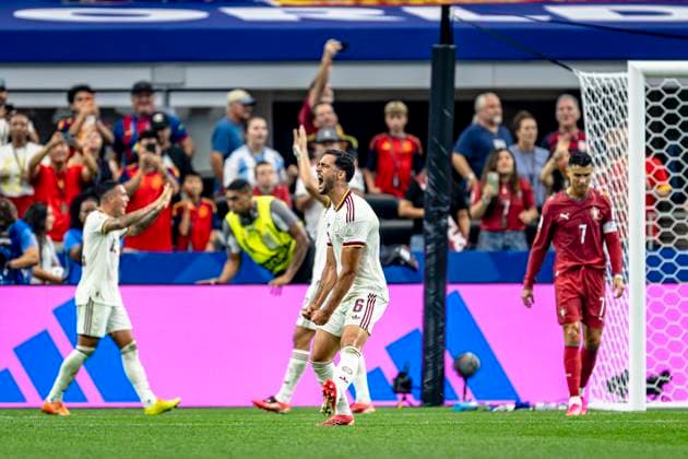 DALLAS - Mikel Merino of Spain celebrates the victory during the 2026 World Cup match between Portugal and Spain at Dallas Stadium on July 6, 2026, in Dallas, United States. (Photo by Stefan Koops EYE4IMAGES DeFodi Images) - *** DALLAS Mikel Merino of Spain celebrates the victory during the 2026 World Cup match between Portugal and Spain at Dallas Stadium on July 6, 2026, in Dallas, United States. Photo by Stefan Koops, EYE4IMAGES, DeFodi Images
